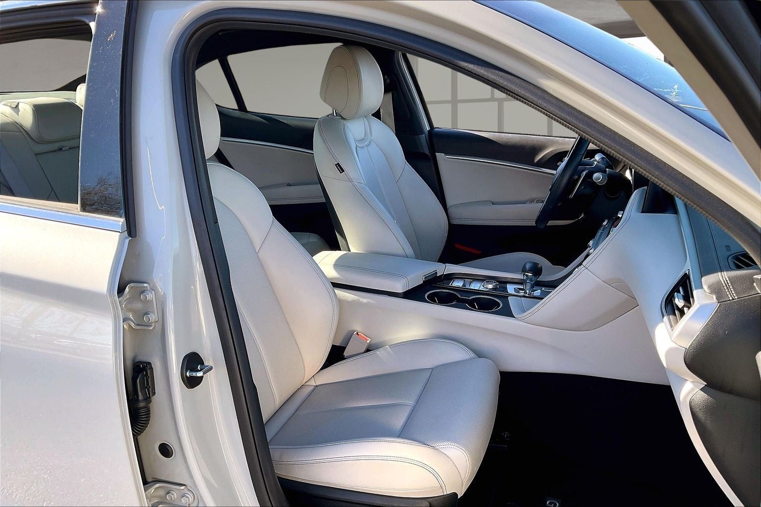 2024 Genesis G70 2.5T