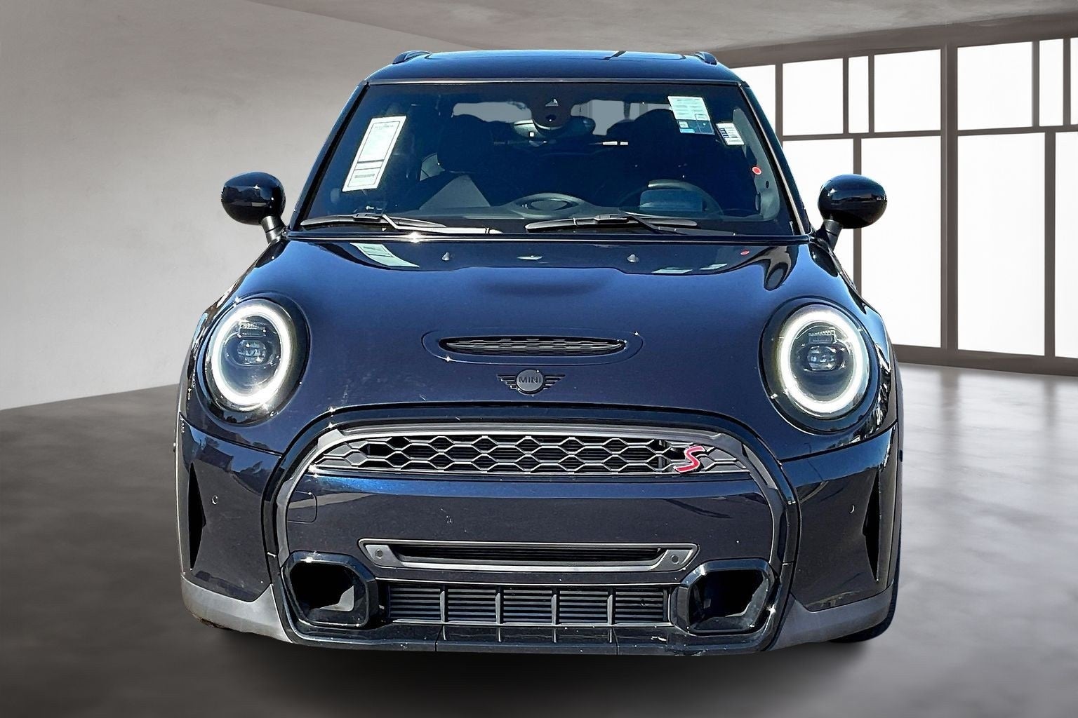 2023 MINI Cooper S Iconic