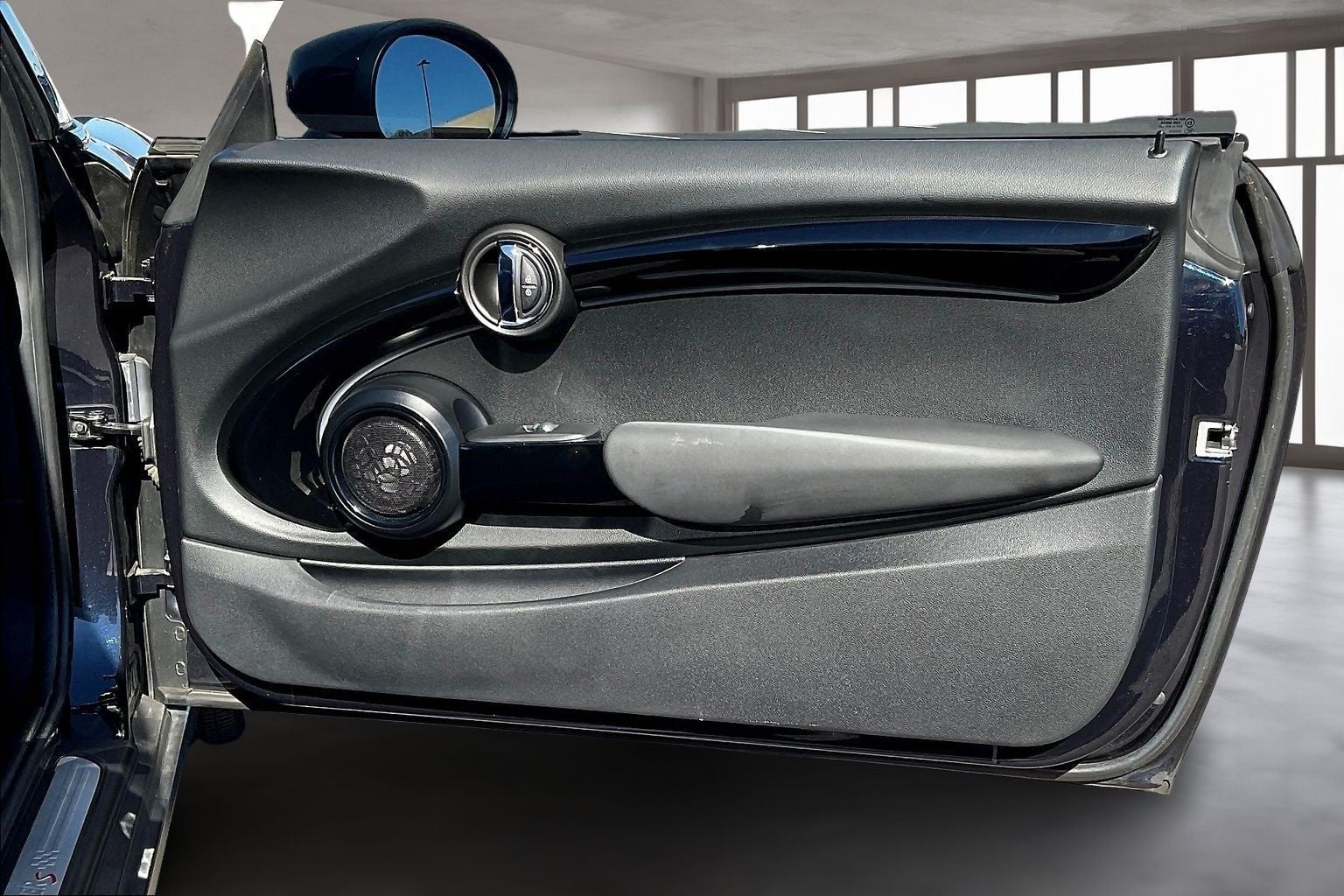 2023 MINI Cooper S Iconic