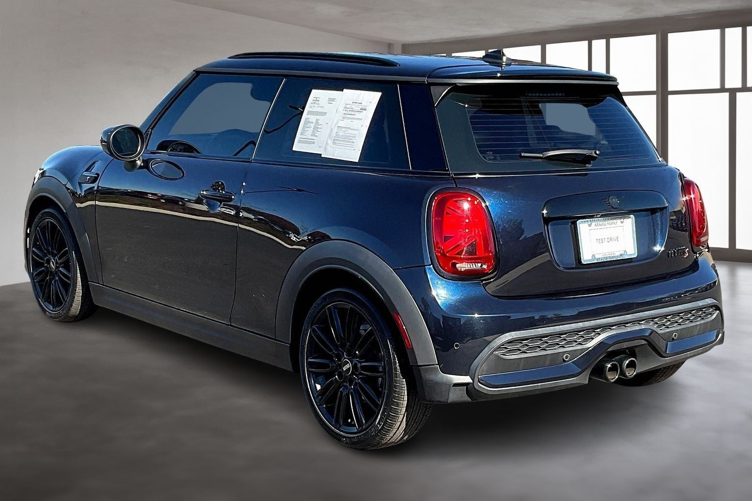 2023 MINI Cooper S Iconic