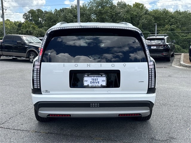 2026 Hyundai IONIQ 9 SE